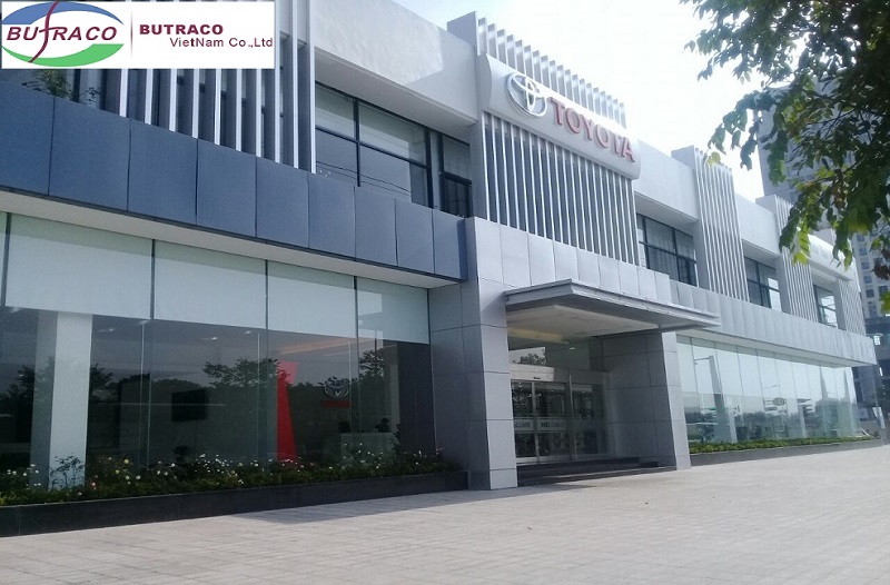 SHOWROOM TOYOTA THÁI HÒA 
