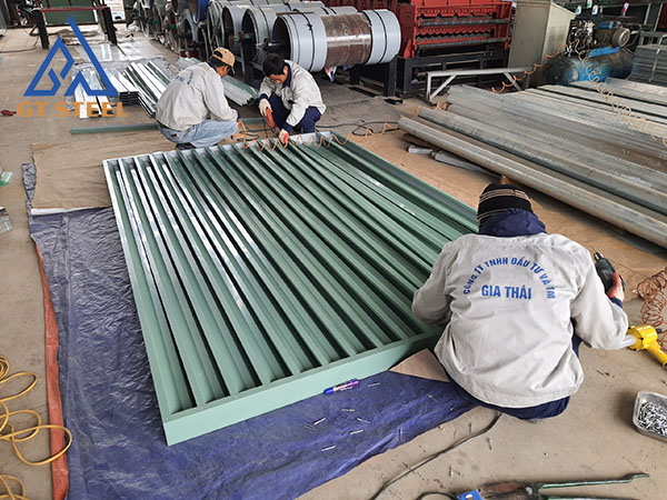 Top 4 địa điểm gia công cửa chớp theo yêu cầu chất lượng tại Hà Nội