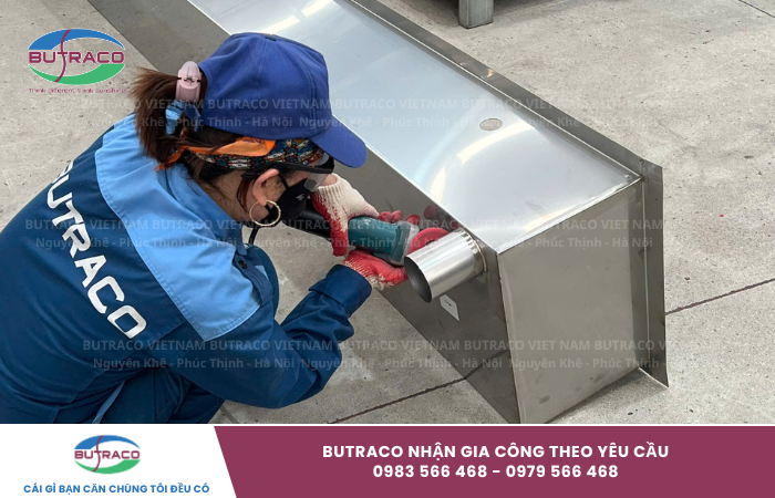 Sự khác nhau giữa máng xối tròn và máng xối vuông