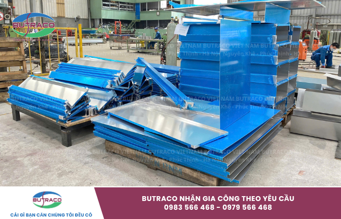 So sánh các loại tấm ốp tường – Đâu là lựa chọn tốt cho công trình công nghiệp?