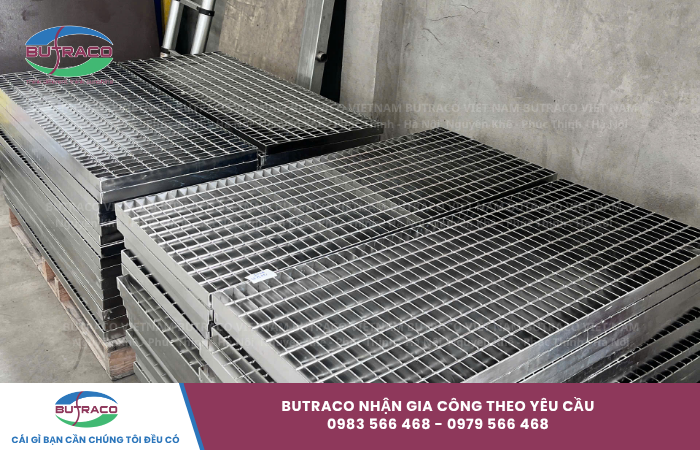 So sánh grating mạ điện phân và grating mạ kẽm nhúng nóng