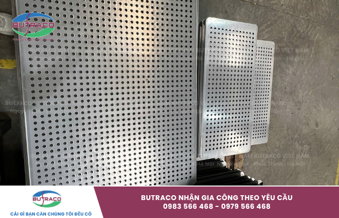Nắp hố ga thoát nước - Ưu điểm, công dụng và báo giá