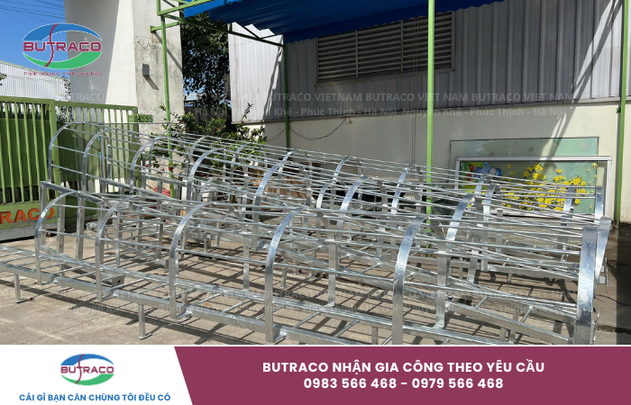 Cầu thang thép thoát hiểm - Cấu tạo, ứng dụng và báo giá