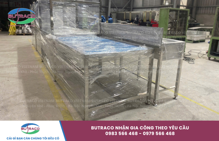 Gia công bồn rửa inox công nghiệp theo yêu cầu tại BUTRACO 