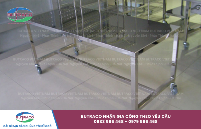 Bàn thao tác công nghiệp: Phân loại, thông số kỹ thuật và báo giá gia công