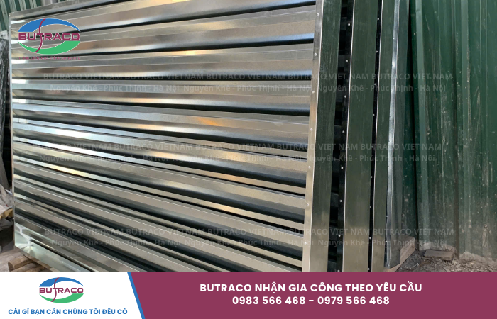 Cửa chớp thép: Tiêu chuẩn kỹ thuật, phân biệt bề mặt và báo giá