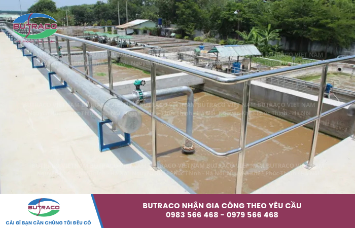 Gia công lan can bể hóa chất Inox chuẩn kỹ thuật