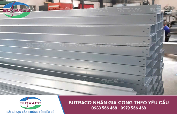 Báo giá & Tiêu chuẩn máng cáp thép mạ kẽm nhúng nóng cho nhà xưởng