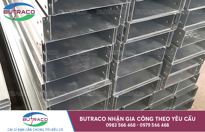 Báo giá & Tiêu chuẩn máng cáp thép mạ kẽm nhúng nóng cho nhà xưởng
