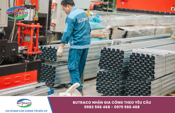 Xà gồ Omega: Quy cách, thông số kỹ thuật và dịch vụ gia công 