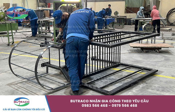 Những lưu ý sống còn khi đặt gia công thang lồng thoát hiểm nhà xưởng