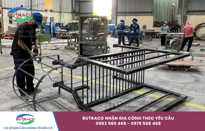 Những lưu ý sống còn khi đặt gia công thang lồng thoát hiểm nhà xưởng